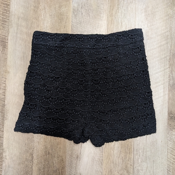 Express Black High Rise Shorts Knitted Lace Overlay Women's - Picture 5 of 8